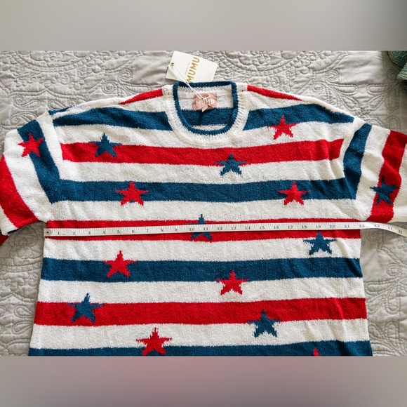 NWT Show Me Your MuMu Go To Sweater Red White Blue Star Spangled Size M - Picture 9 of 10